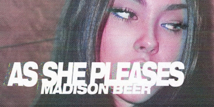 【匿名発送】【新品未開封】As she pleases Madison Beer As She Pleases | Madison Beer