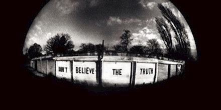 Oasis - Don't Believe The Truth
