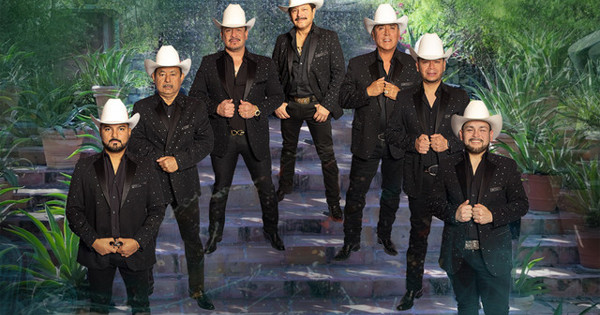 Los Invasores De Nuevo León - Trascendental